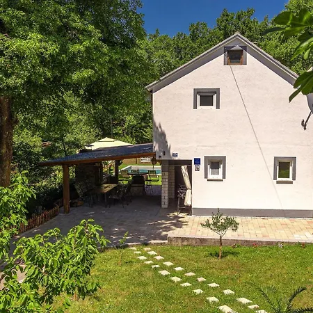 Lipa With Pool Casa vacanze Grižane