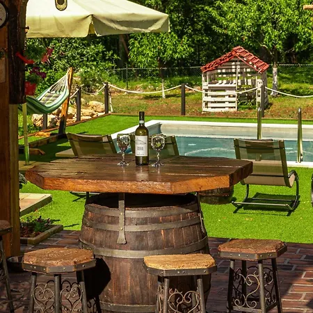 Lipa With Pool * Grižane