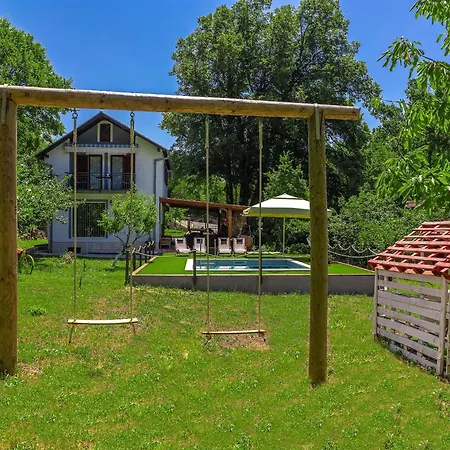 Casa vacanze Lipa With Pool Grižane